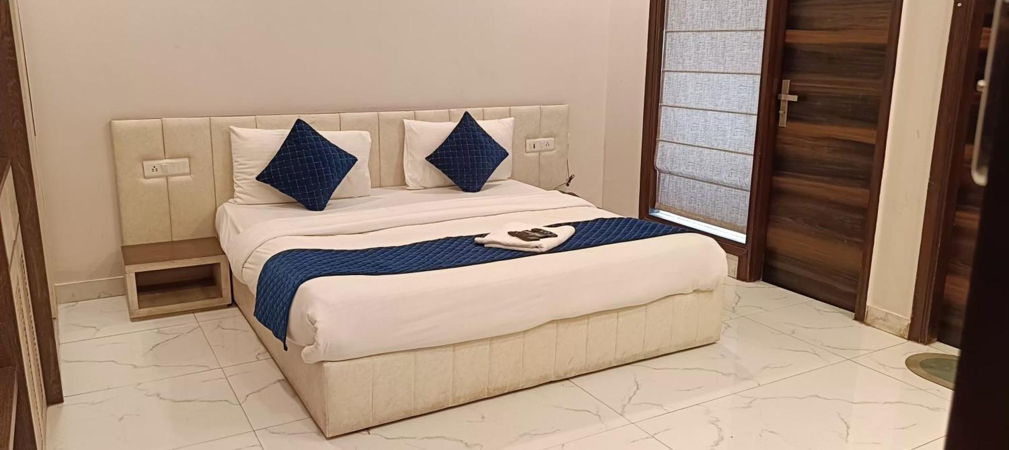 Limewood Stay - Fortis Hospital Gurgaon Eksteriør billede