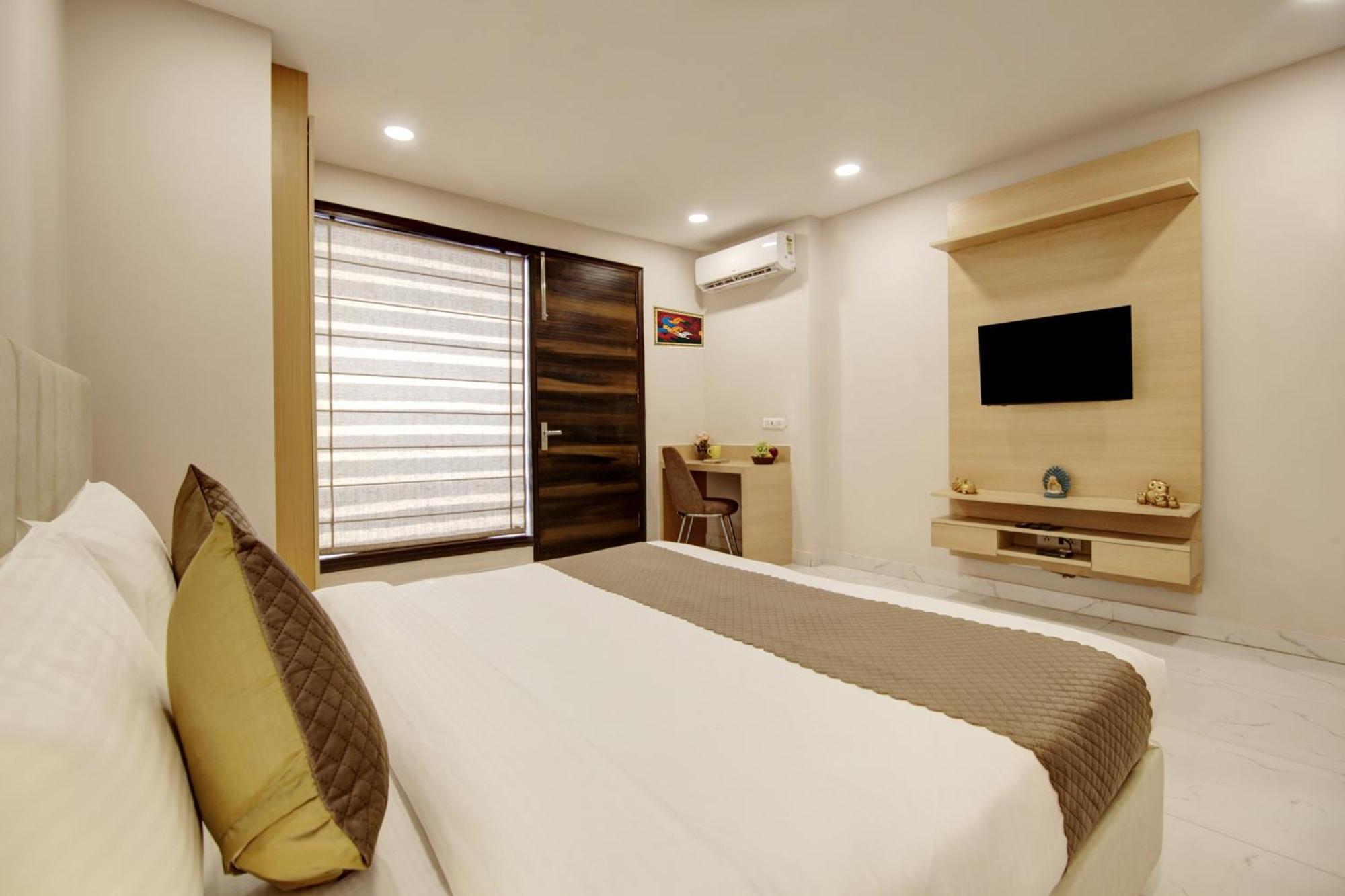 Limewood Stay - Fortis Hospital Gurgaon Eksteriør billede