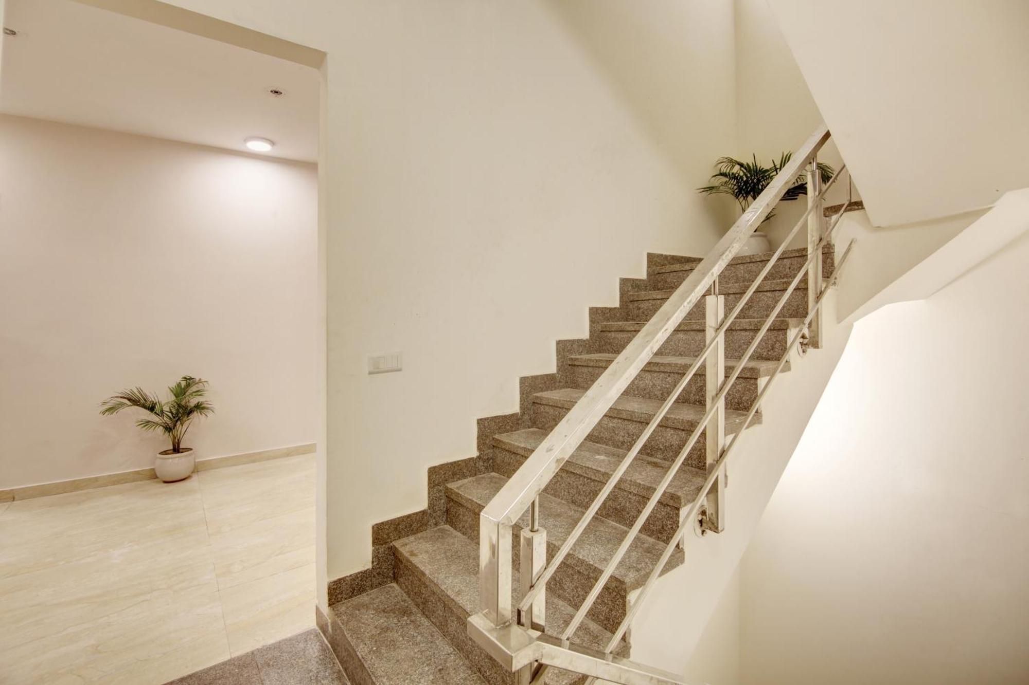 Limewood Stay - Fortis Hospital Gurgaon Eksteriør billede