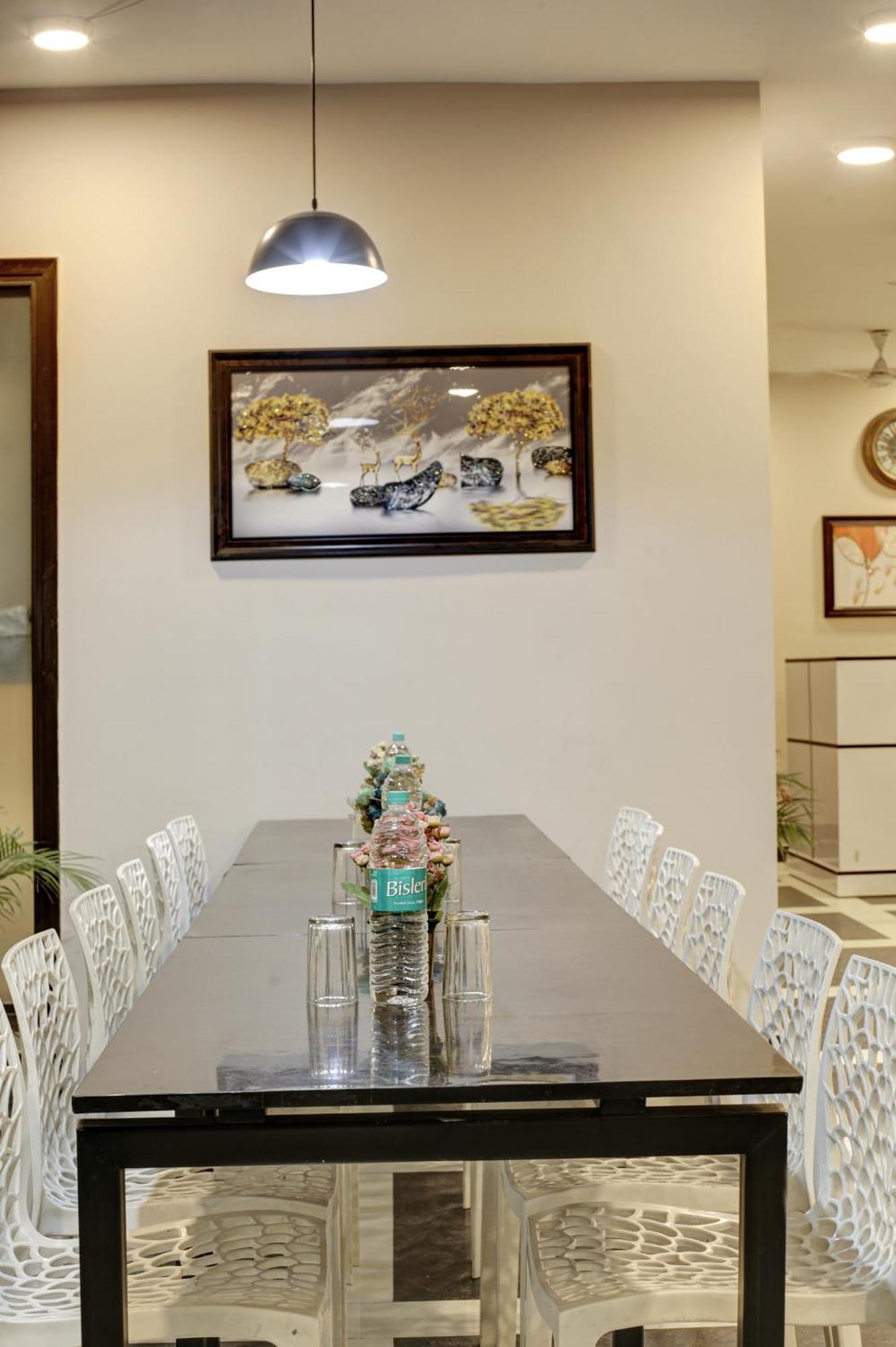 Limewood Stay - Fortis Hospital Gurgaon Eksteriør billede
