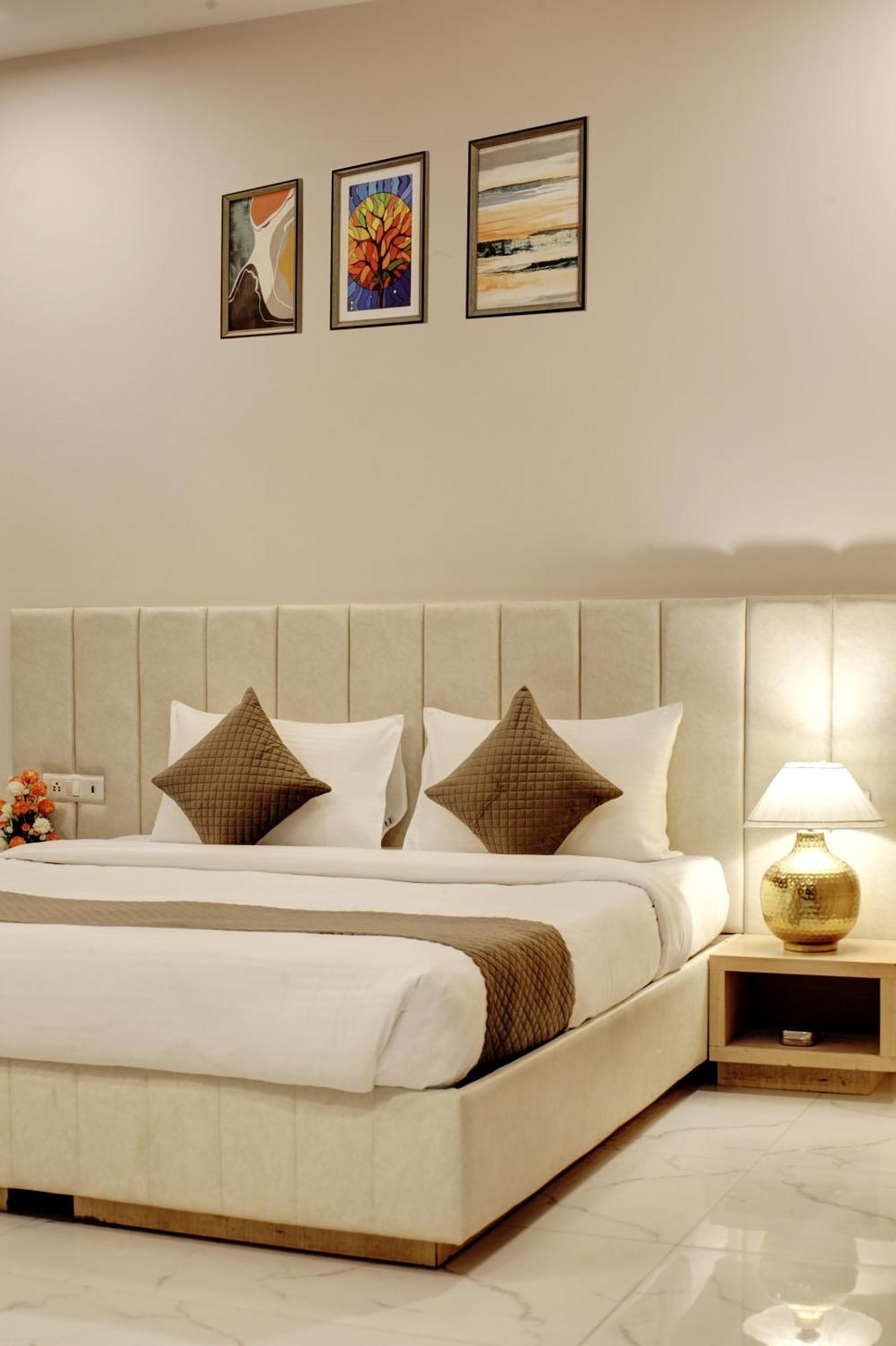 Limewood Stay - Fortis Hospital Gurgaon Eksteriør billede